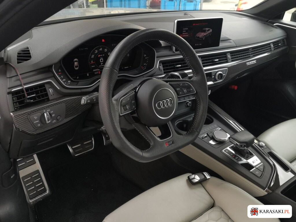 2019 Audi RS5 Sportback 4WD Base Grade 5