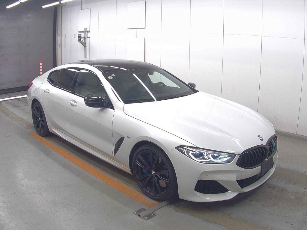 BMW 8 Series 2021 z aukcji japońskiej