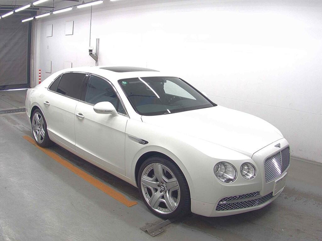 Bentley Flying Spur 2013 z aukcji japońskiej