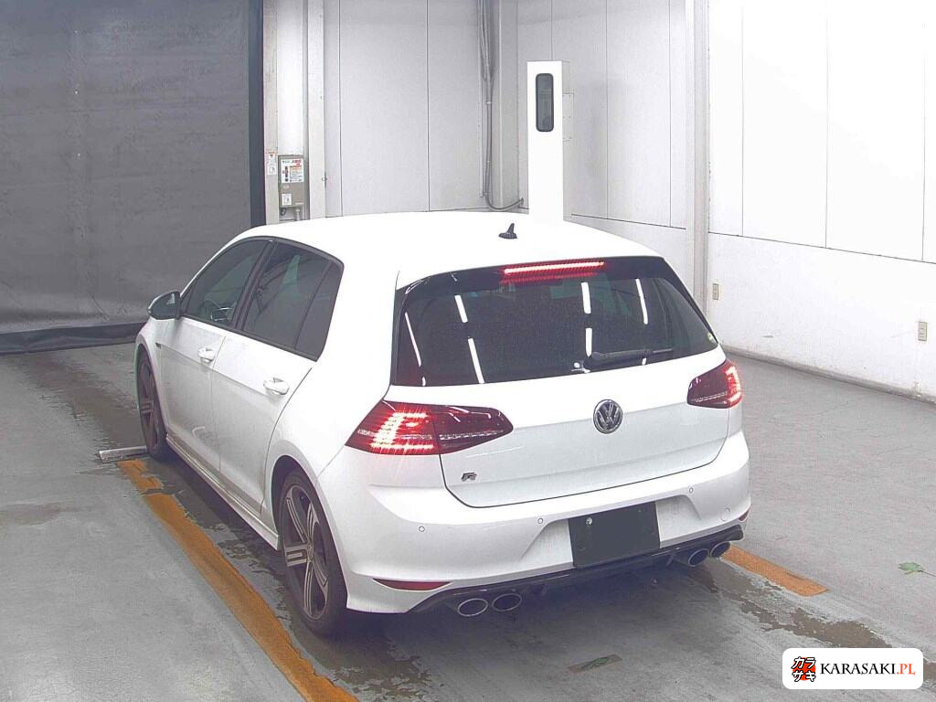 2015 Volkswagen Golf R 4WD Base Grade 2