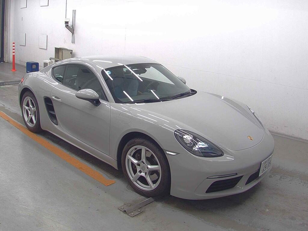 Porsche 718 Cayman 2019 z aukcji japońskiej