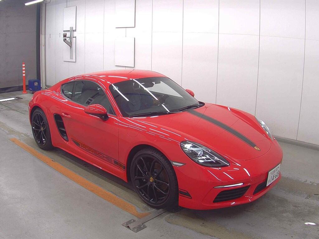 Porsche 718 Cayman 2023 z aukcji japońskiej