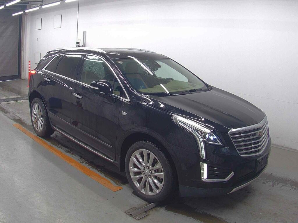 Cadillac XT5 Crossover 2017 z aukcji japońskiej