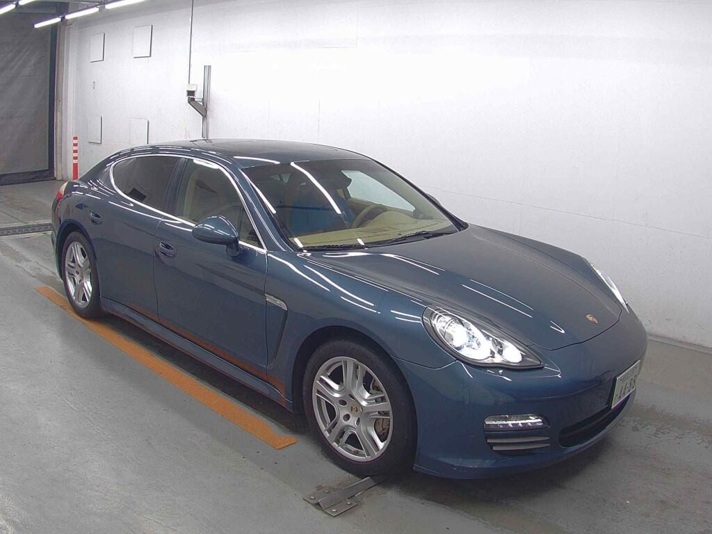 Porsche Panamera 2012 z aukcji japońskiej