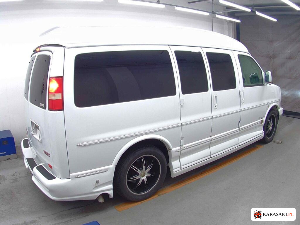 2009 GMC Savana 4D 4WD 4