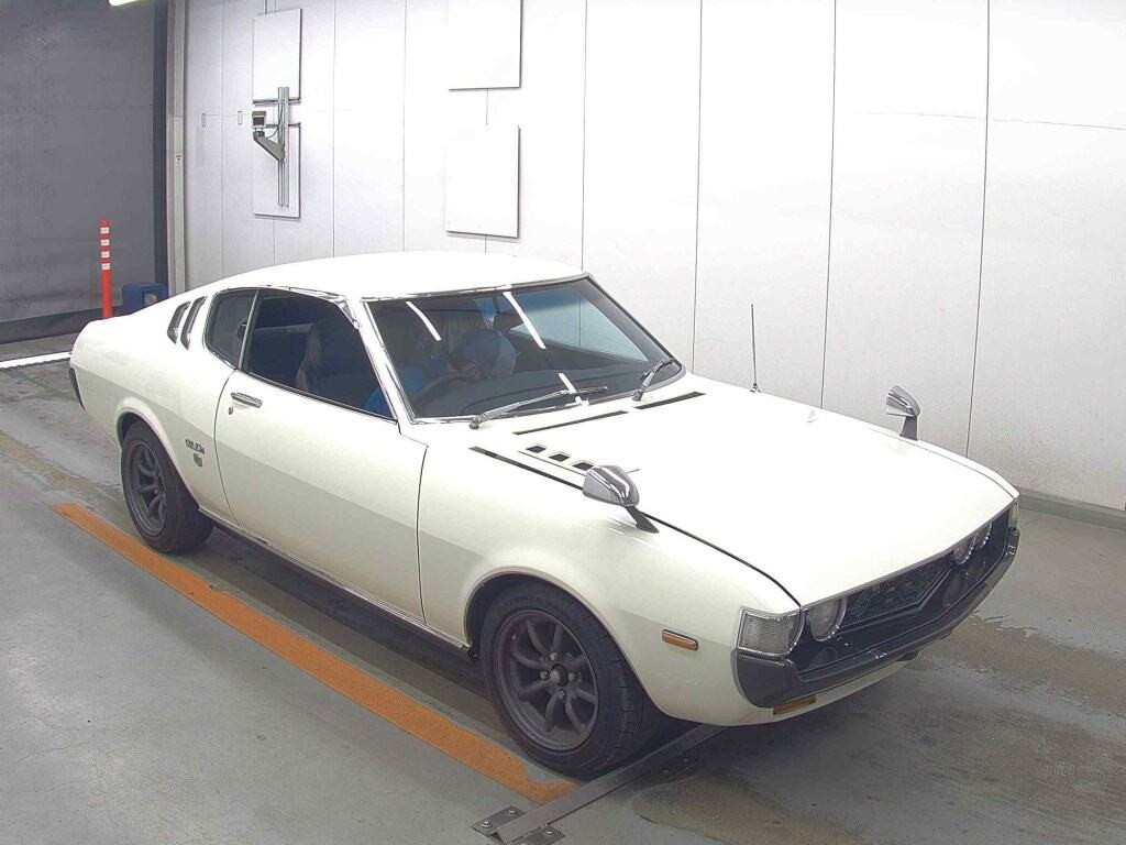 Toyota Celica Lift Back 1974 z aukcji japońskiej