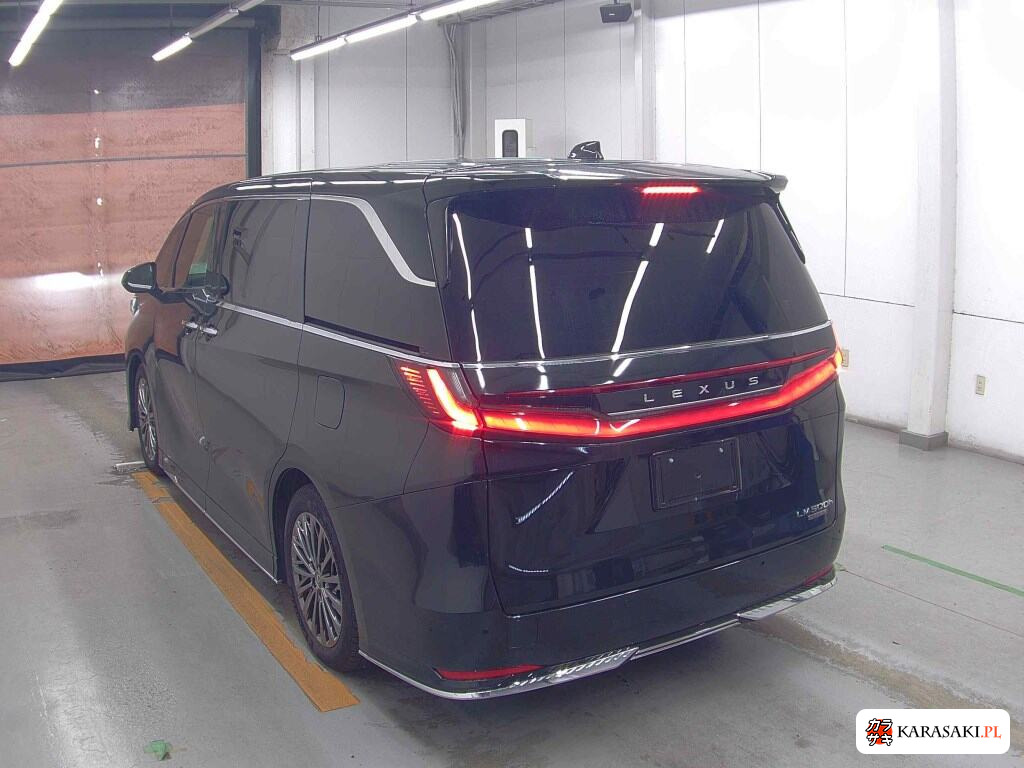 2024 Lexus LM 4WD LM500H Executive 2
