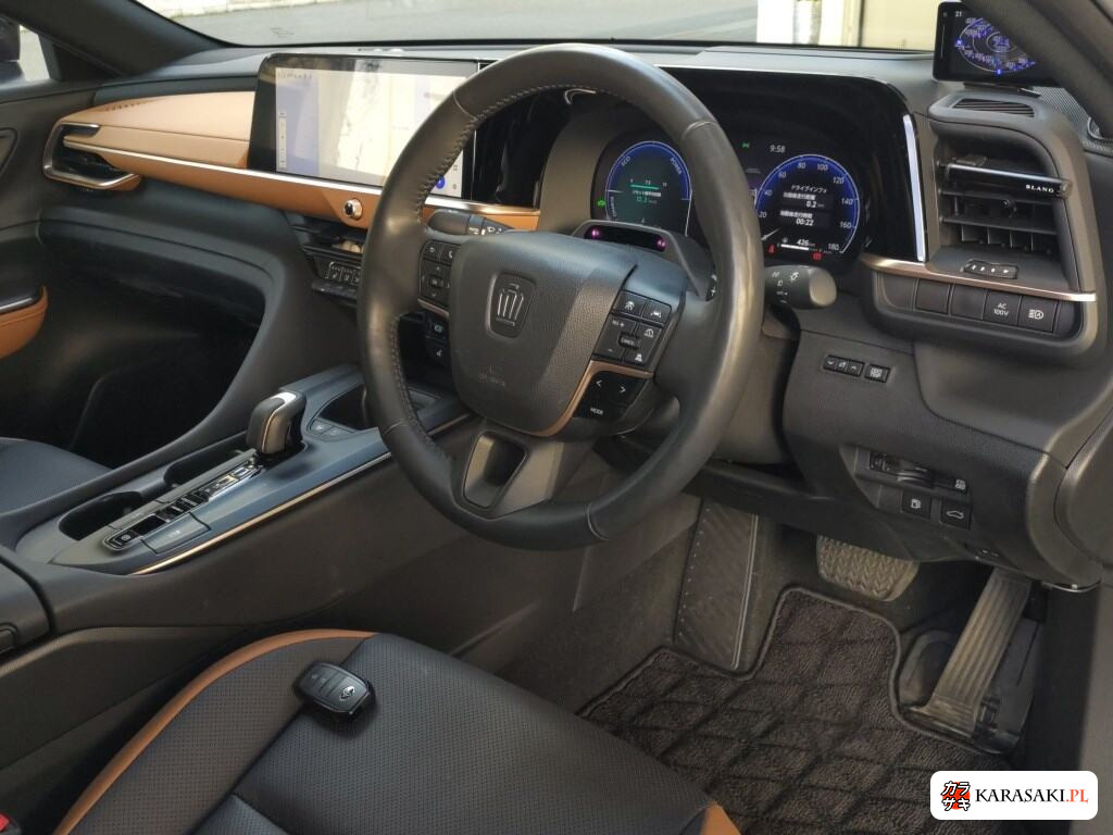 2023 Toyota Crown Crossover 4WD RS Advanced 5