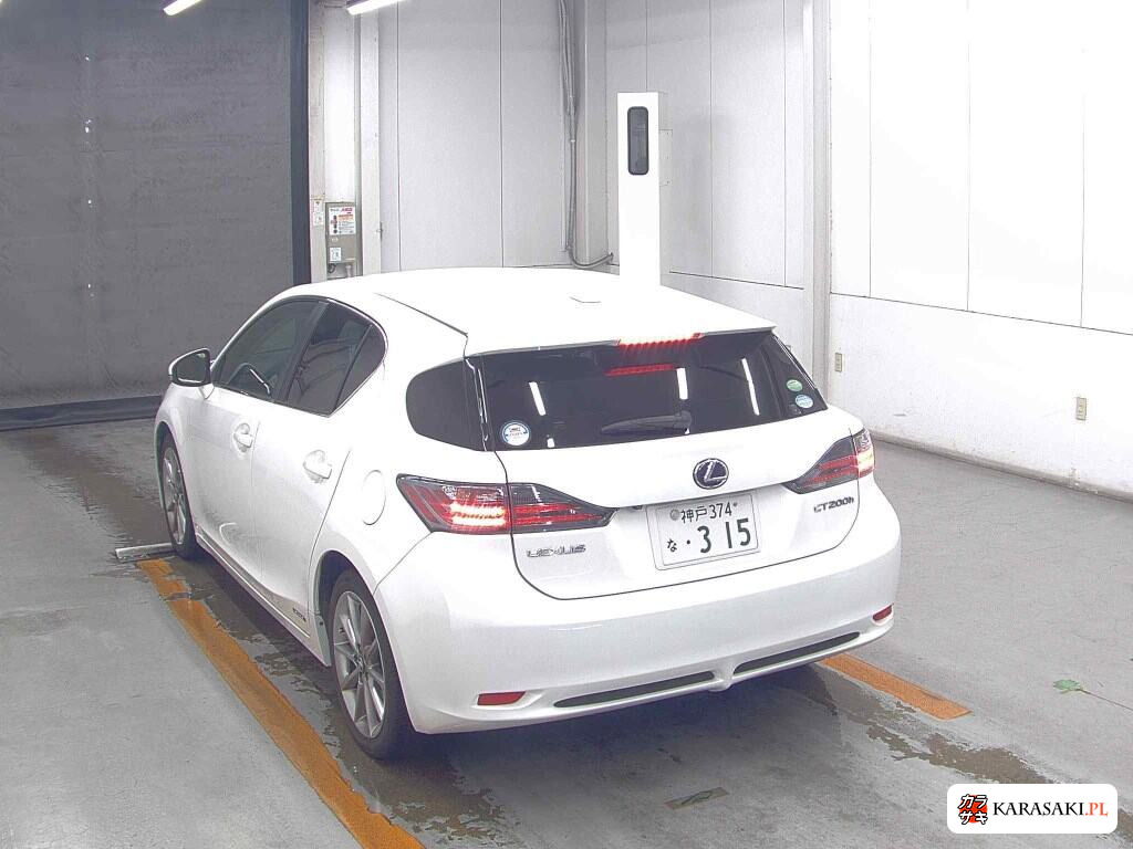 2013 Lexus CT CT200H Creative Textile Interior 2