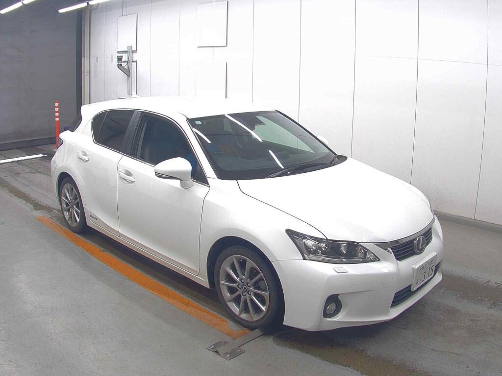 Lexus CT 2013 z aukcji japońskiej