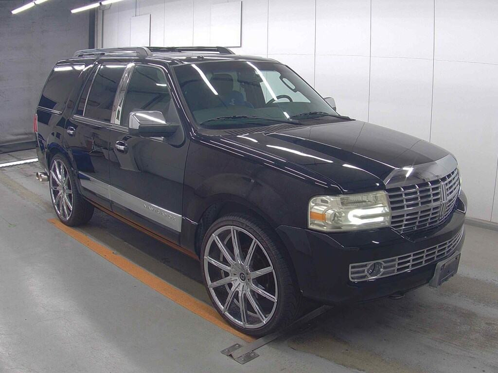 Lincoln Navigator 2013 z aukcji japońskiej