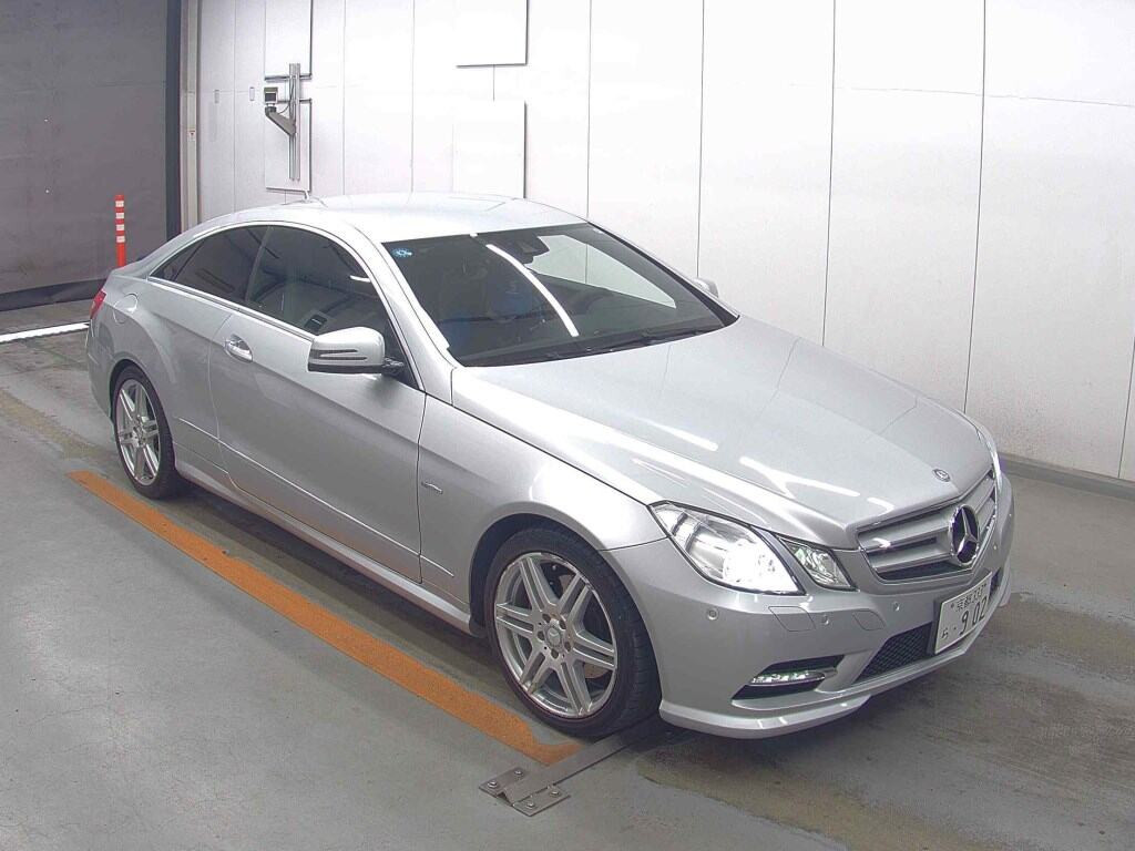 Mercedes-Benz E-Class 2012 z aukcji japońskiej