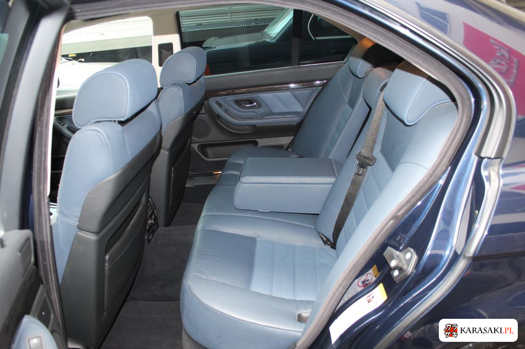 2001 BMW 7 Series 13