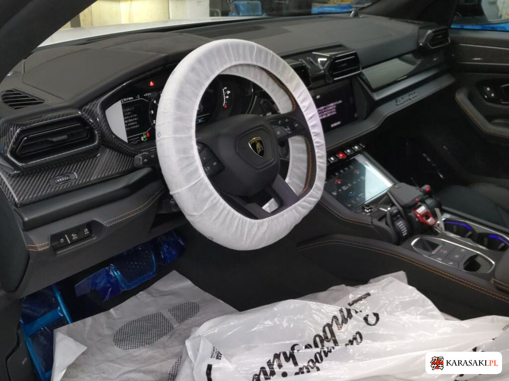 2026 Lamborghini Urus 4WD 5