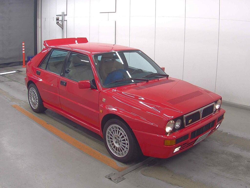 Lancia Delta 2024 z aukcji japońskiej
