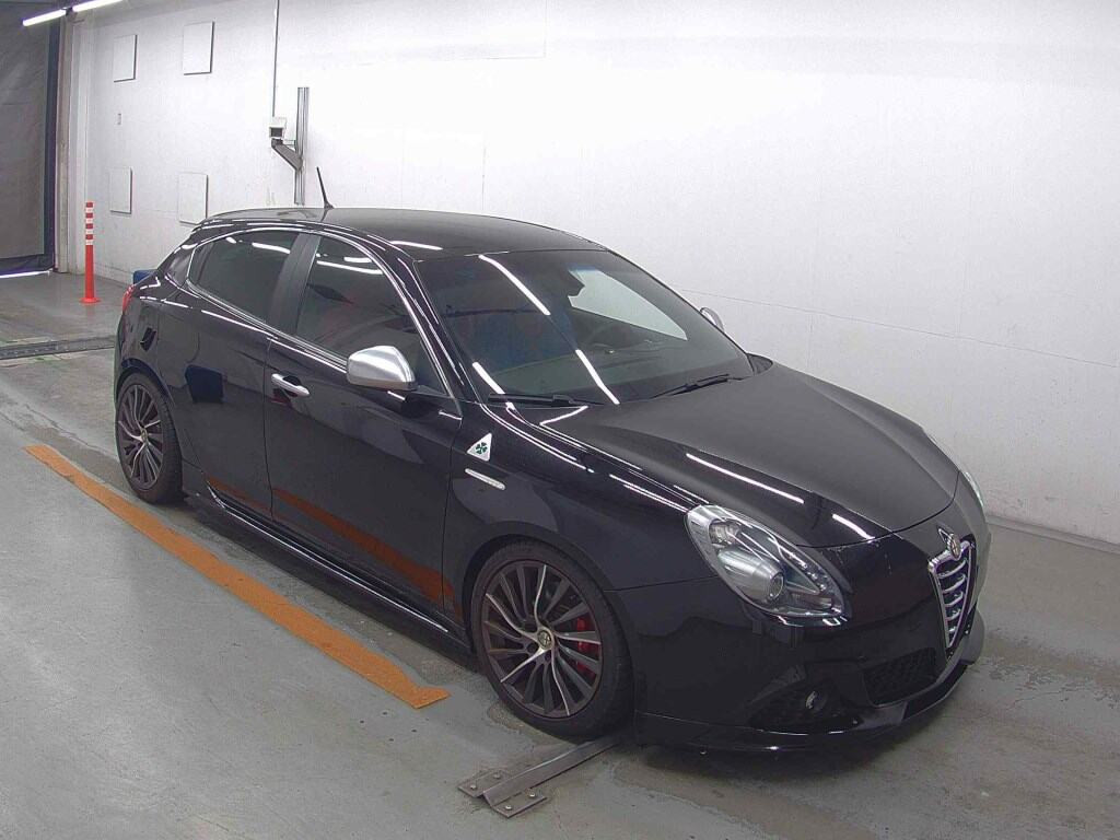 Alfa Romeo Giulietta 2013 z aukcji japońskiej