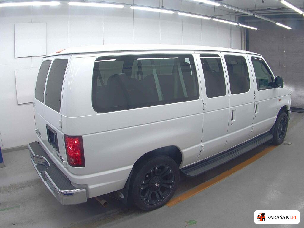 2012 Ford E-150 4