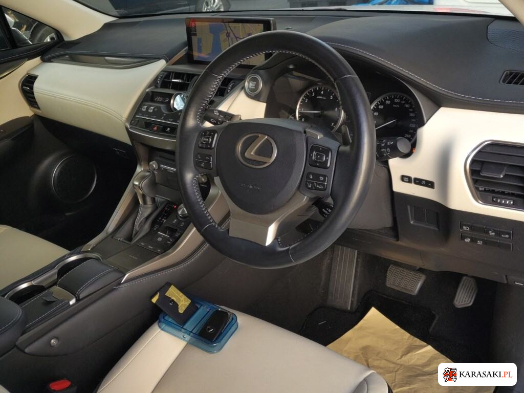 Lexus NX 2018 z aukcji japońskiej