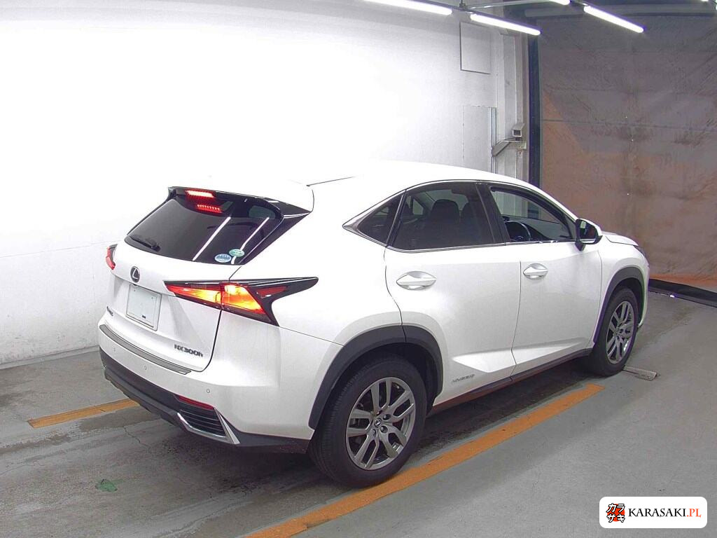 2017 Lexus NX NX300H Version L 4