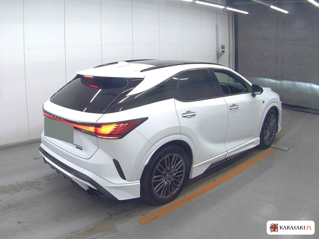 Lexus RX 2025 z aukcji japońskiej