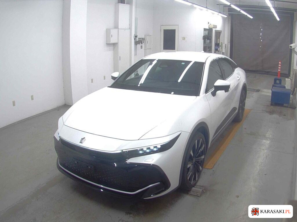 Toyota Crown Crossover 2023 z aukcji japońskiej