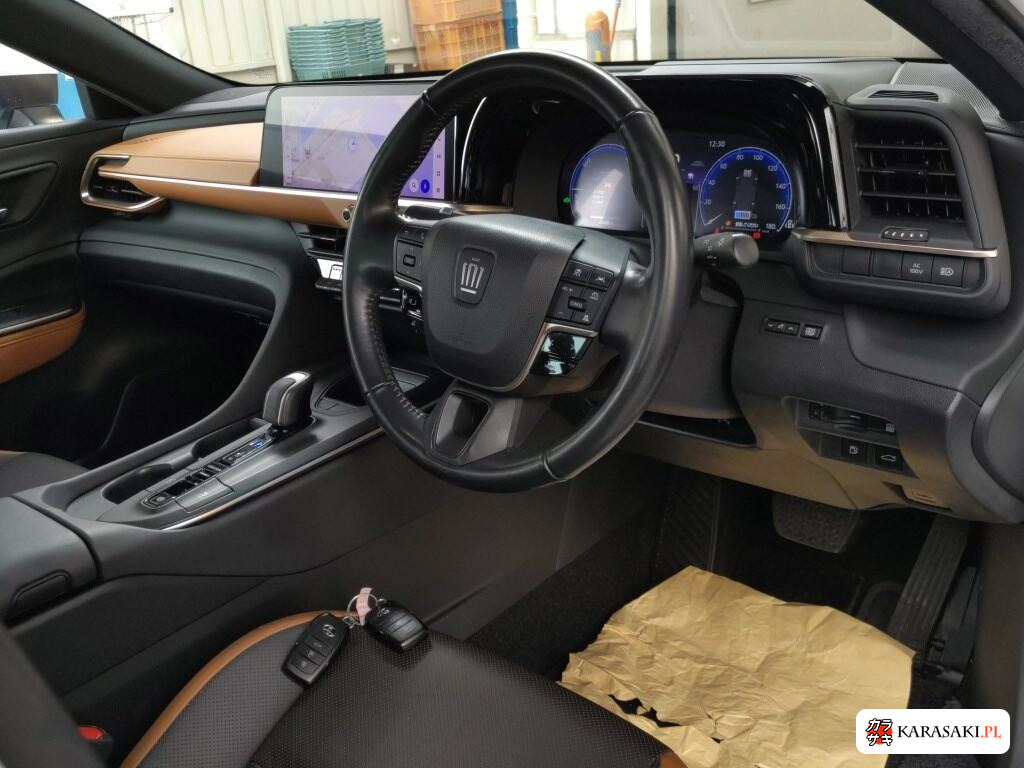 Toyota Crown Crossover 2023 z aukcji japońskiej