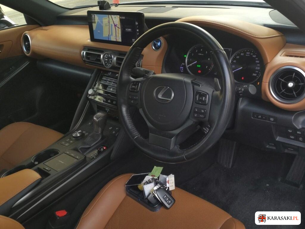 Lexus Is 2020 z aukcji japońskiej