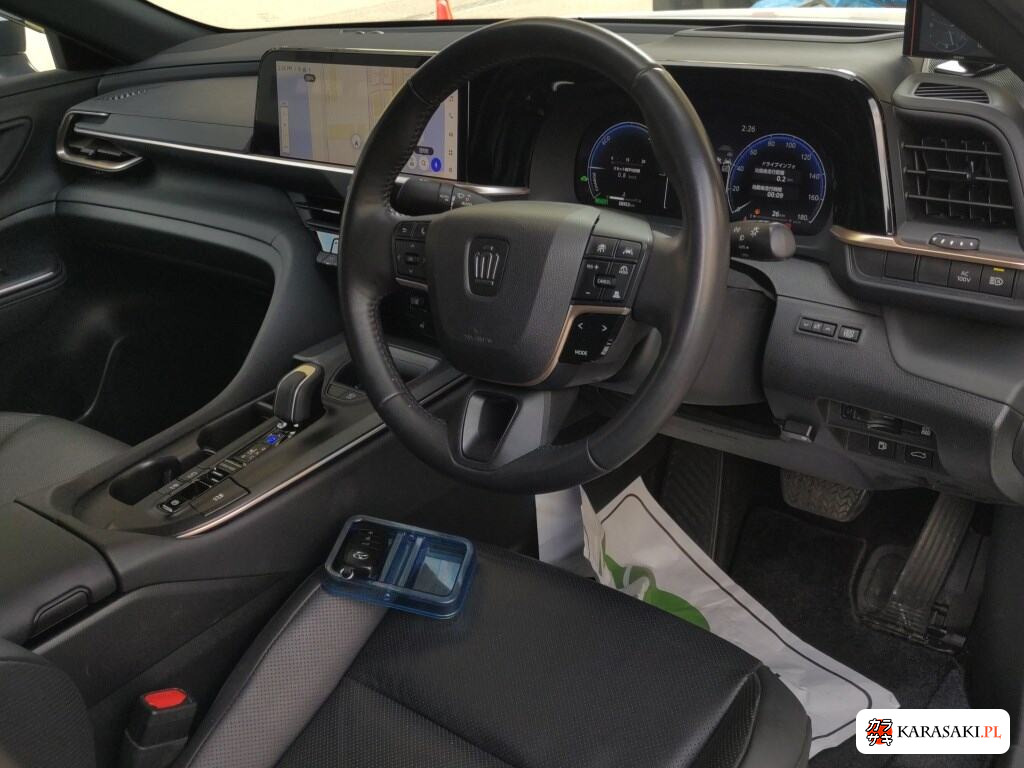 Toyota Crown Crossover 2023 z aukcji japońskiej