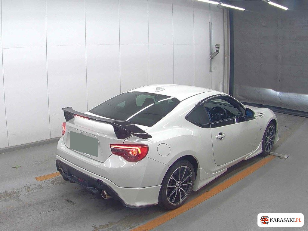 Toyota 86 2021 z aukcji japońskiej