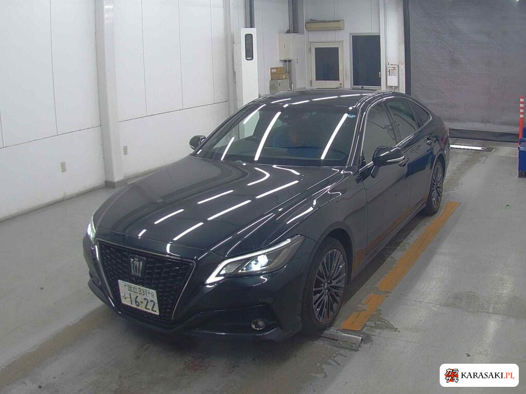 2020 Toyota Crown 4D Special Edition S Sport Style 3