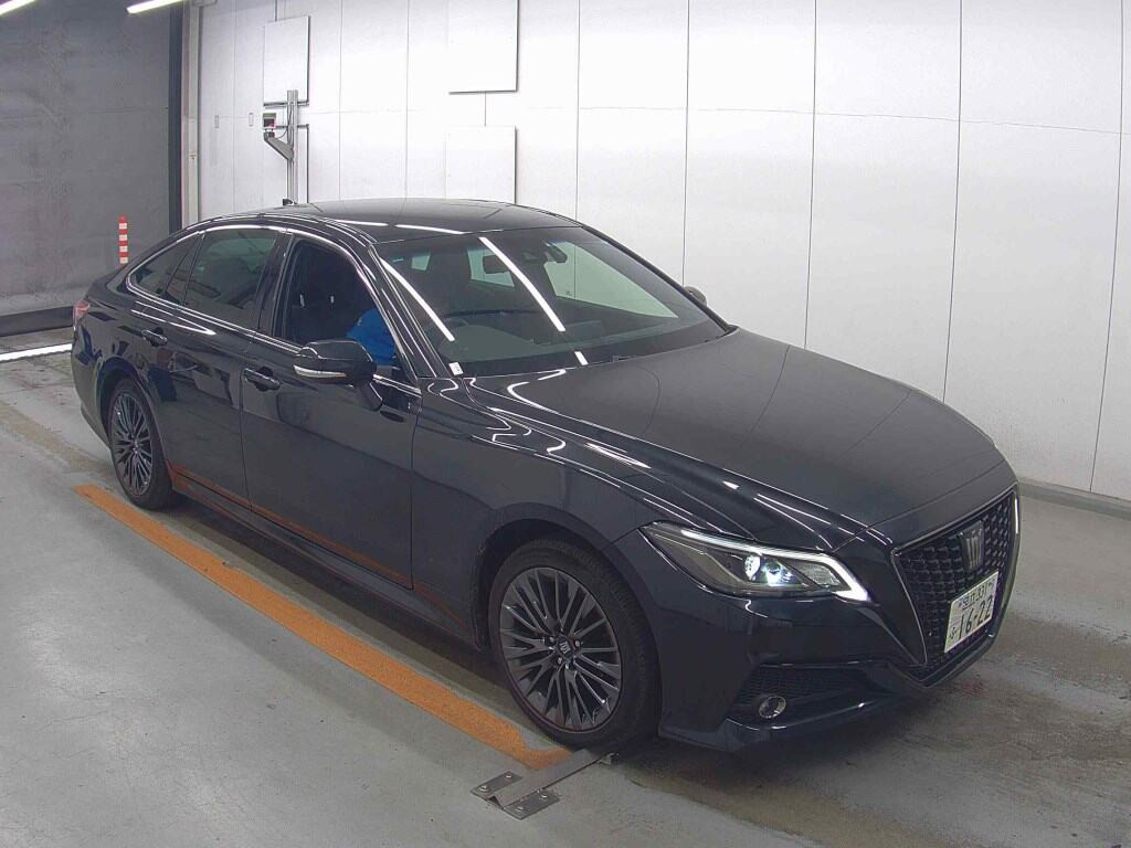 Toyota Crown 2020 z aukcji japońskiej