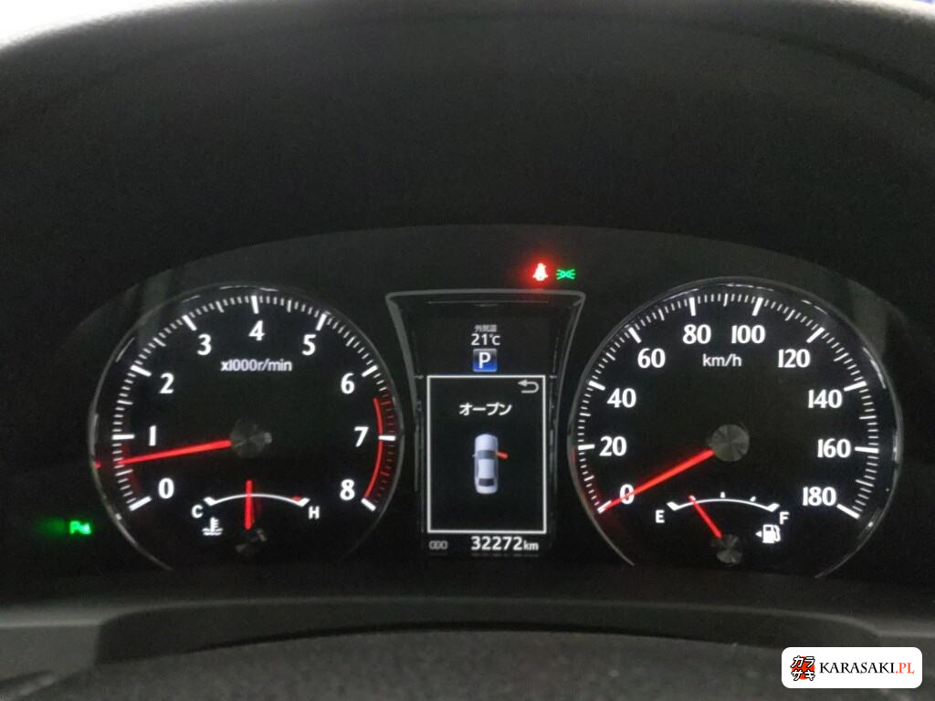 Toyota Crown 2016 з японського аукціону