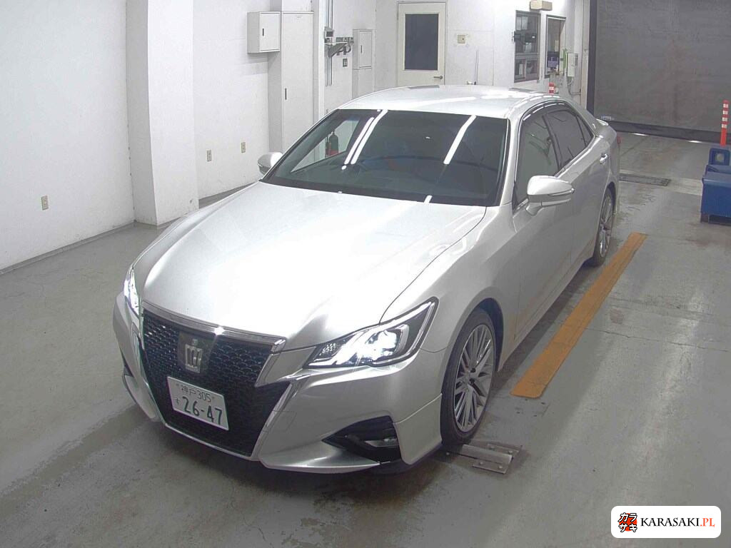 Toyota Crown 2016 з японського аукціону