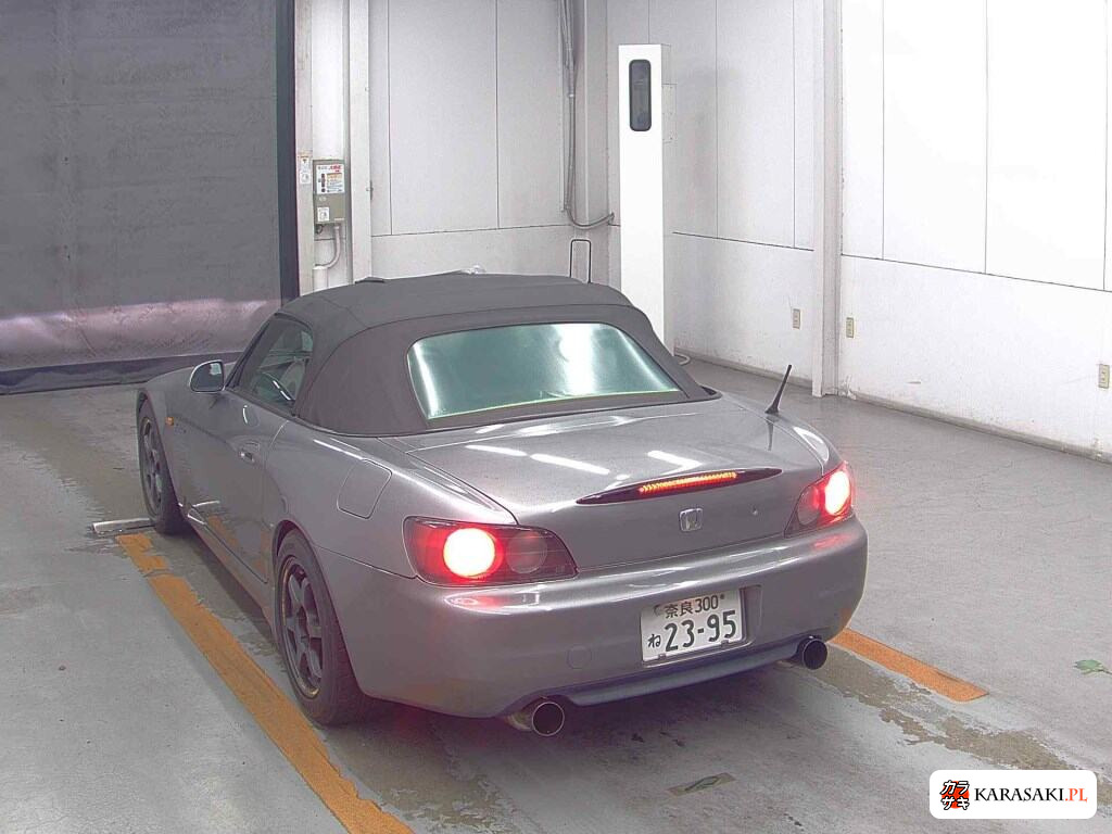 Honda S2000 1999 z aukcji japońskiej