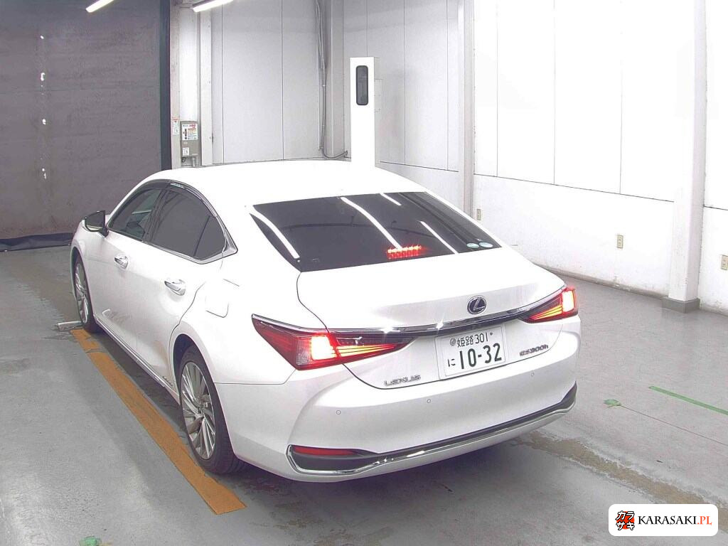 Lexus Es 2020 z aukcji japońskiej
