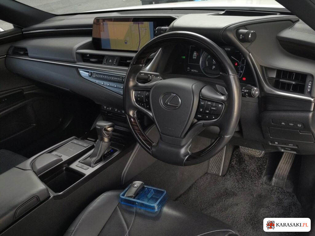 Lexus Es 2020 z aukcji japońskiej