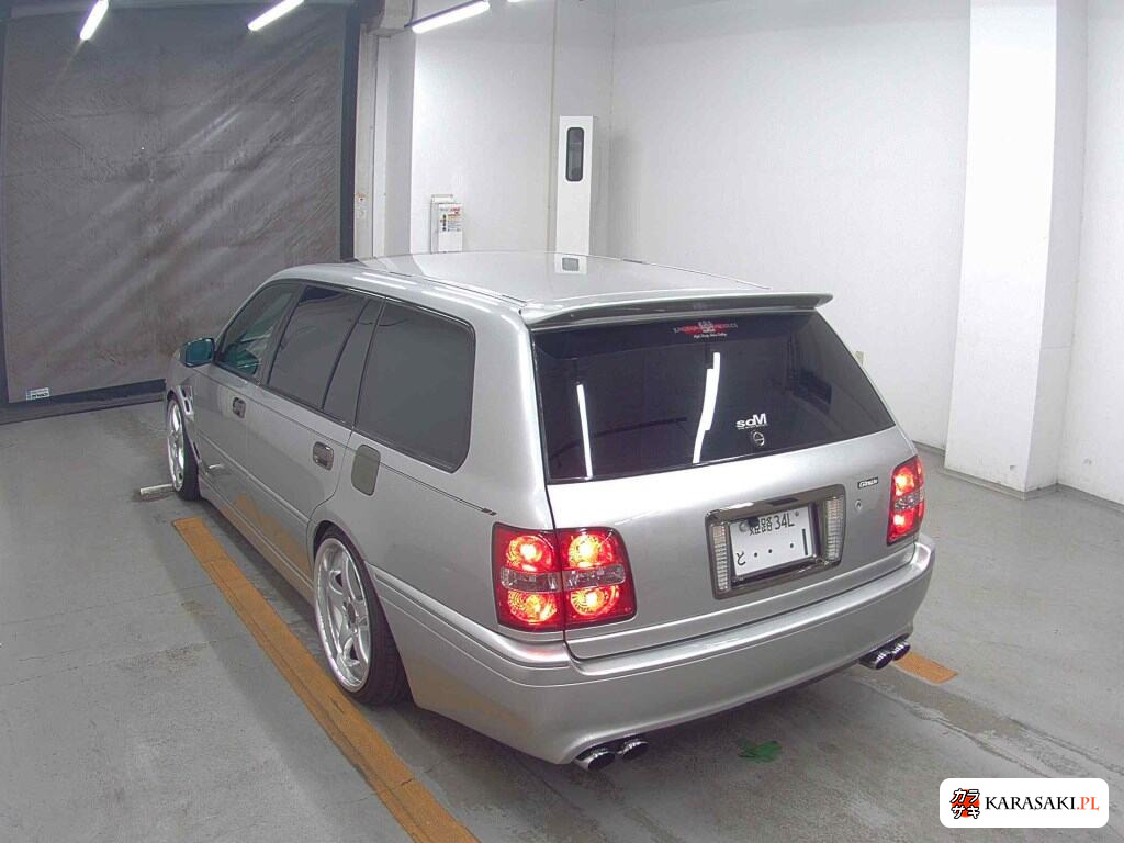 Toyota Crown Estate 2003 z aukcji japońskiej