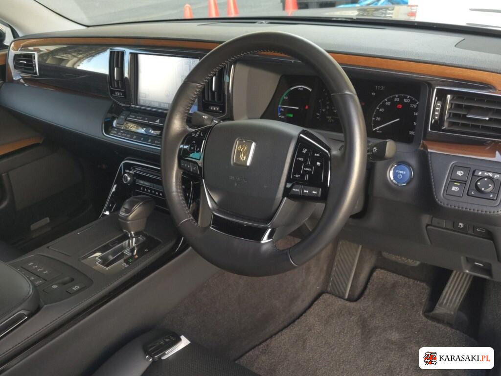 Toyota Century 2019 z aukcji japońskiej