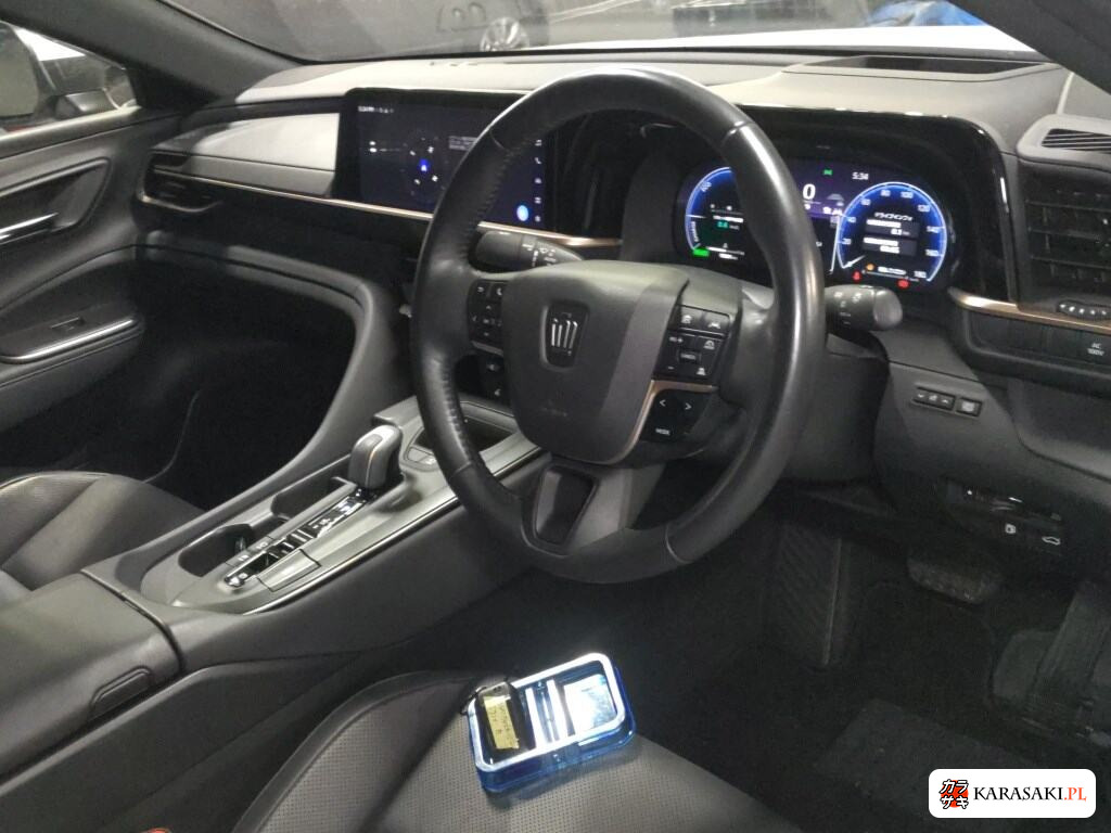 Toyota Crown Crossover 2023 z aukcji japońskiej