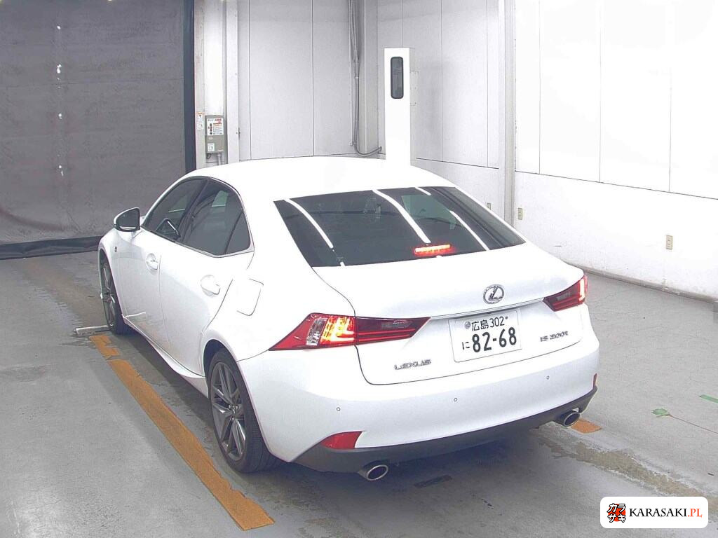 Lexus Is 2015 z aukcji japońskiej