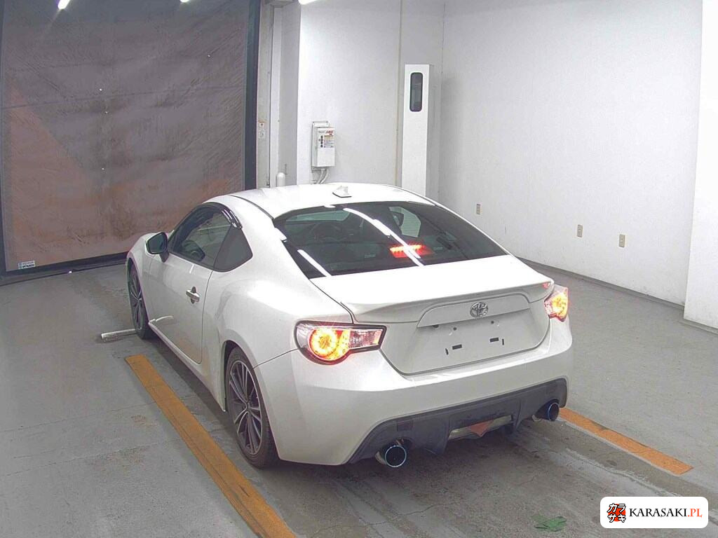 Toyota 86 2012 z aukcji japońskiej
