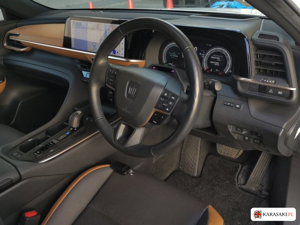 Toyota Crown Crossover 2023 z aukcji japońskiej