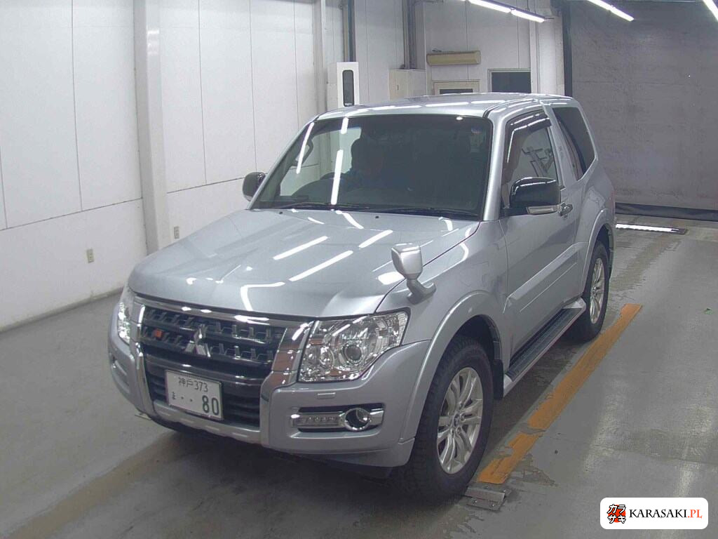 Mitsubishi Pajero 2015 z aukcji japońskiej