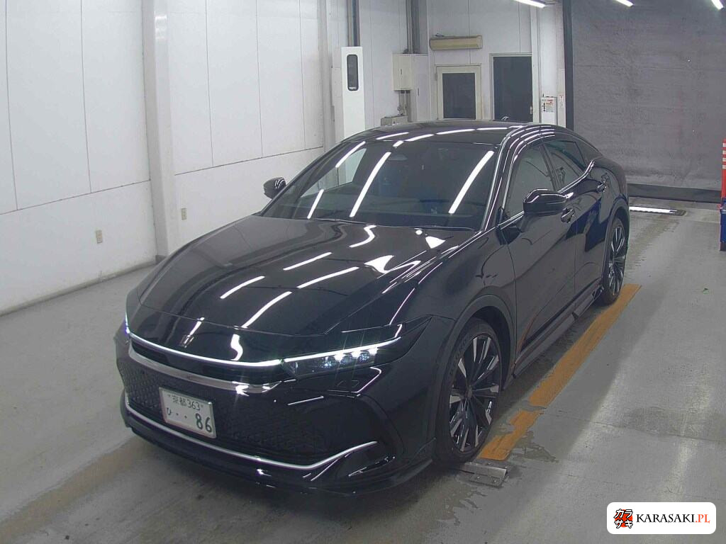 Toyota Crown Crossover 2024 z aukcji japońskiej