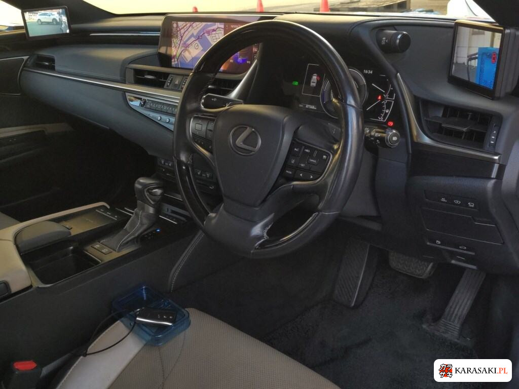 Lexus Es 2019 z aukcji japońskiej