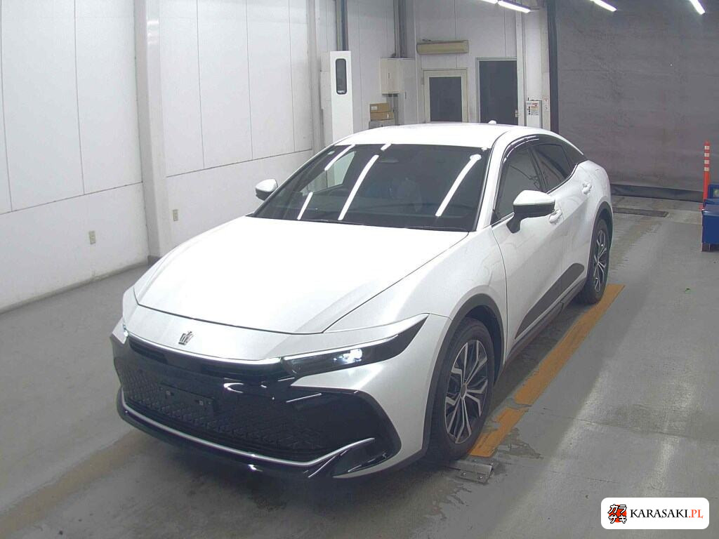 Toyota Crown Crossover 2024 z aukcji japońskiej