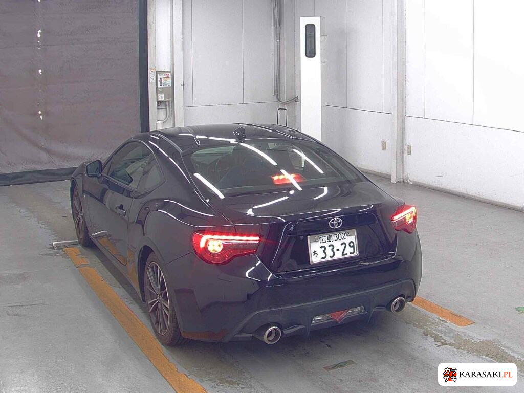 Toyota 86 2018 z aukcji japońskiej