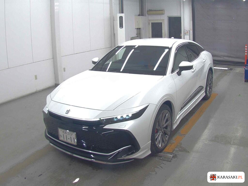 Toyota Crown Crossover 2023 z aukcji japońskiej