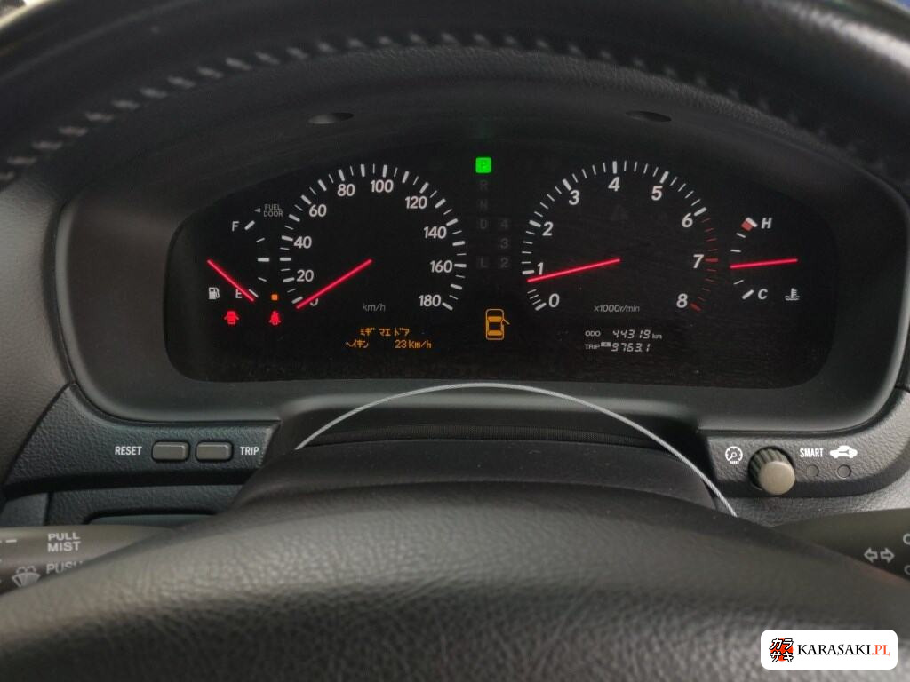 Toyota Celsior 2001 z aukcji japońskiej