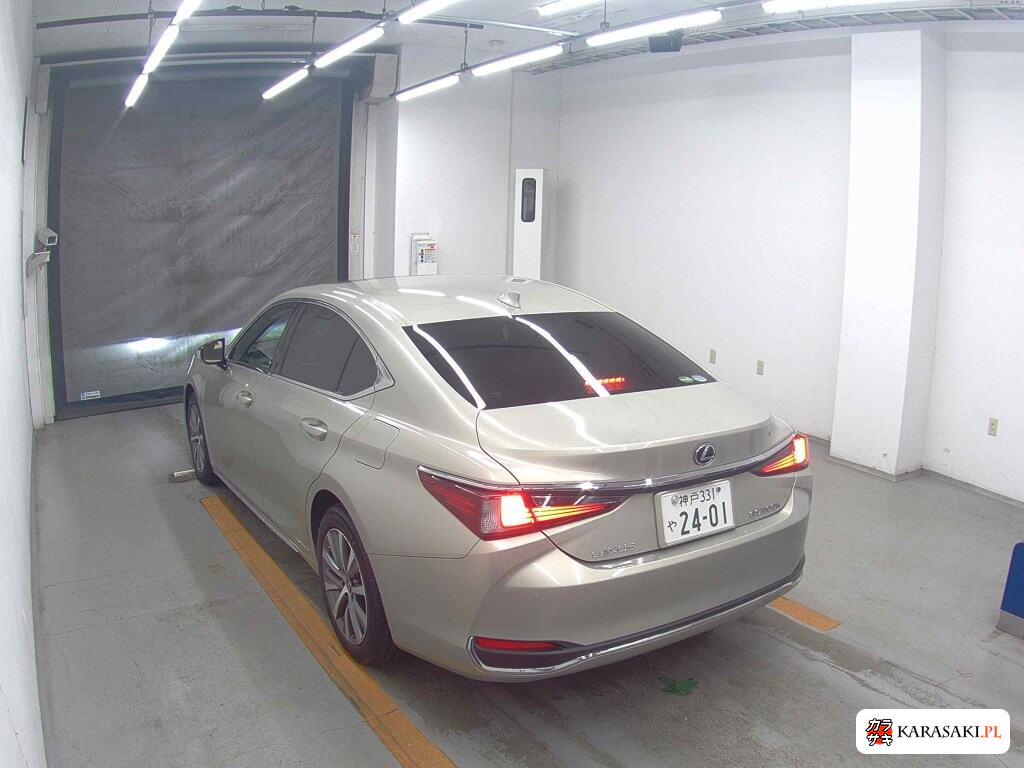 Lexus Es 2019 z aukcji japońskiej